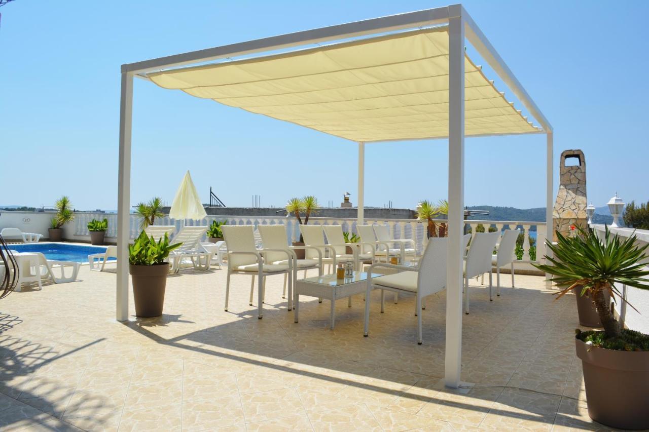Apartments Curic Трогир Экстерьер фото
