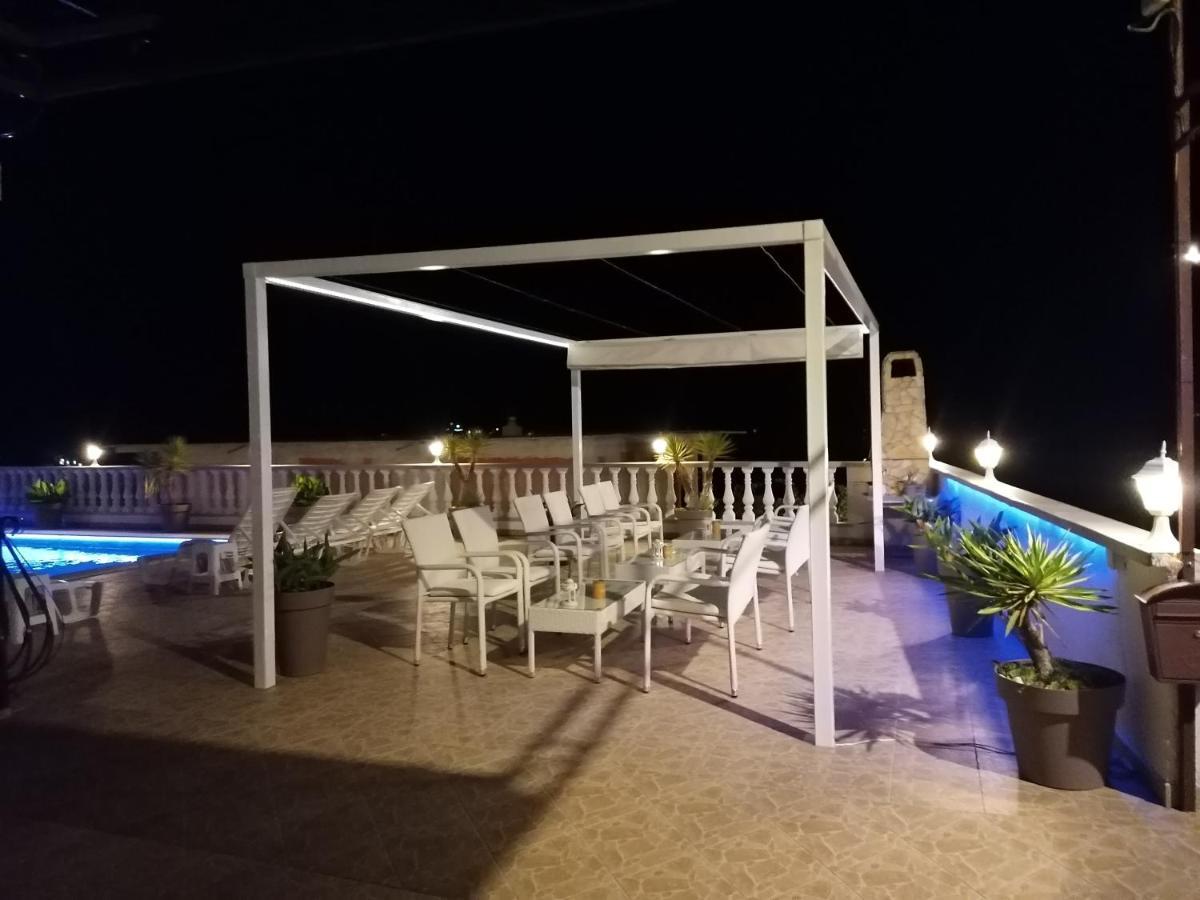 Apartments Curic Трогир Экстерьер фото