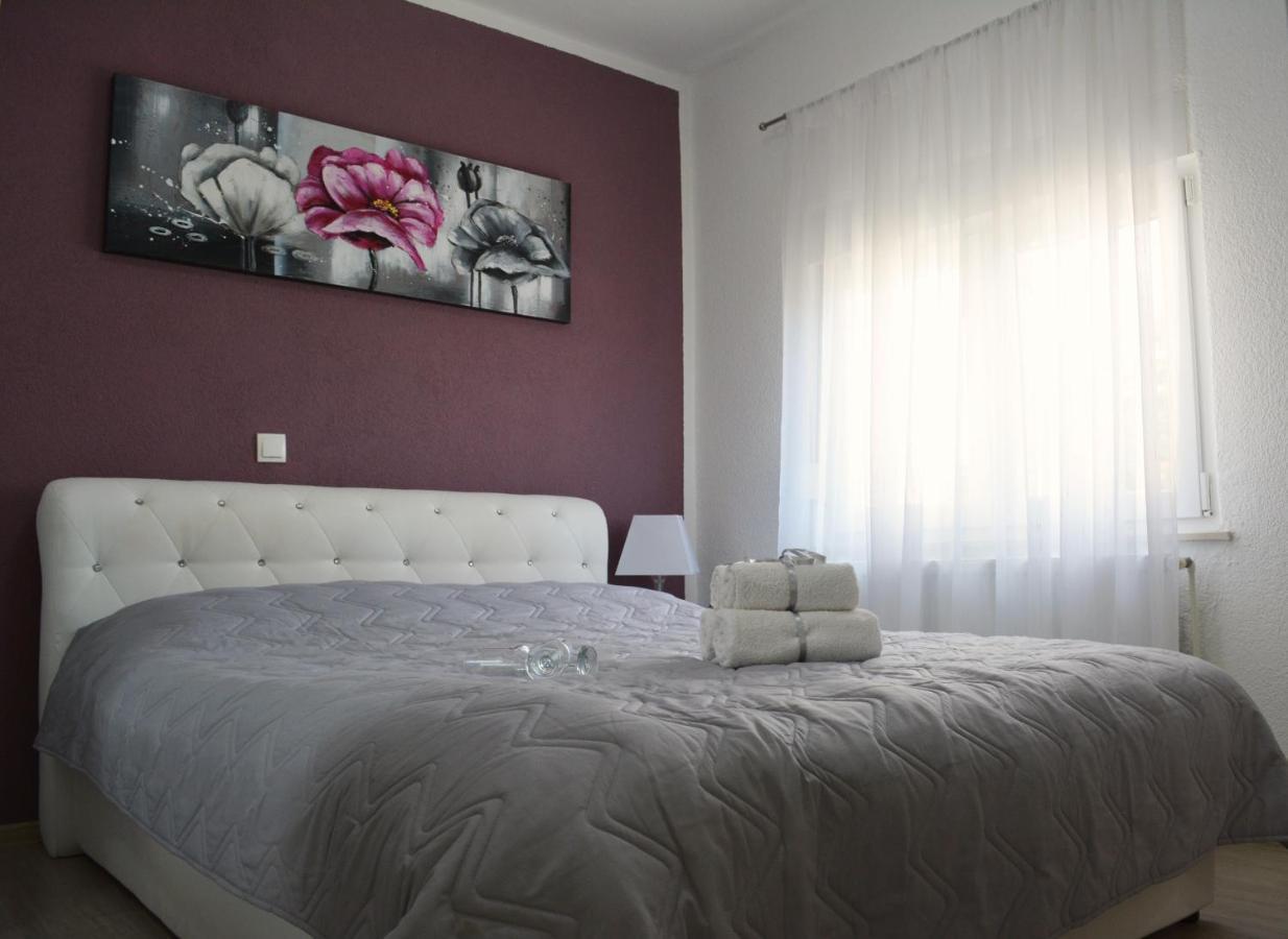 Apartments Curic Трогир Экстерьер фото