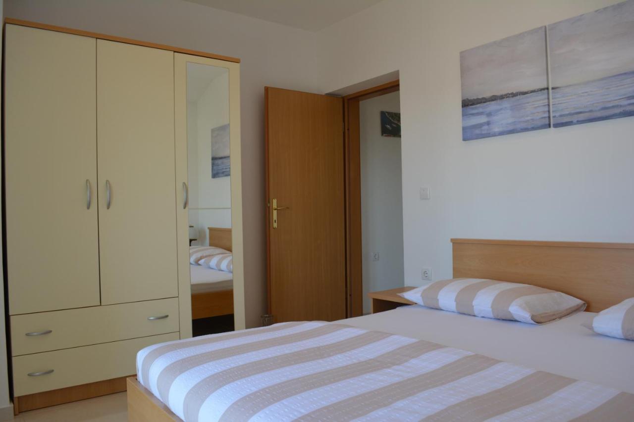 Apartments Curic Трогир Экстерьер фото